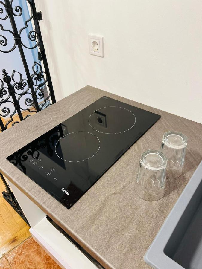 Downtown Secret Apartment ซาเกร็บ ภายนอก รูปภาพ
