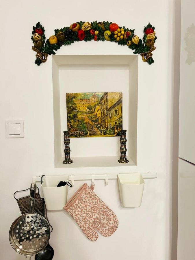 Downtown Secret Apartment ซาเกร็บ ภายนอก รูปภาพ