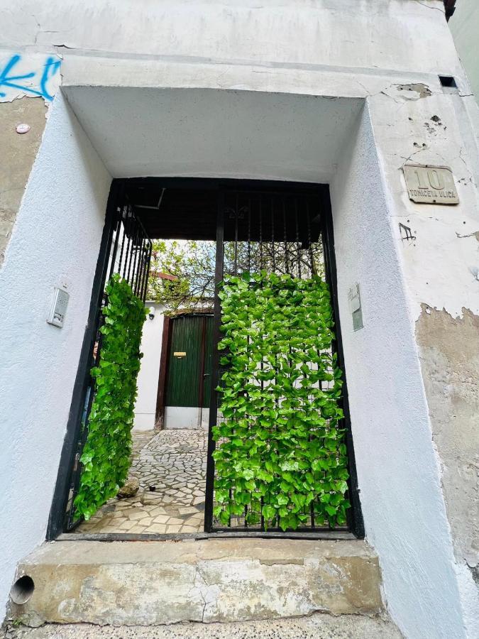 Downtown Secret Apartment ซาเกร็บ ภายนอก รูปภาพ